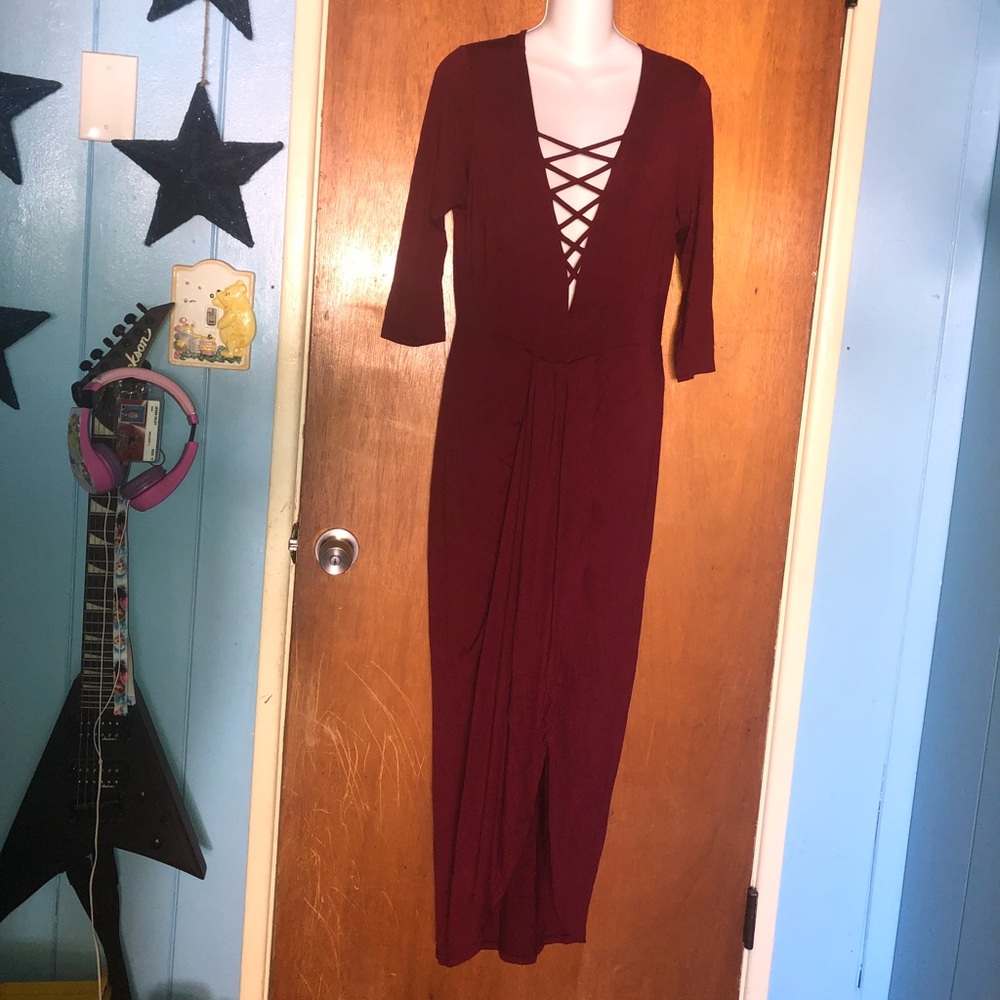 Fashion Magazine (L) Caged Burgundy Fall Maxi